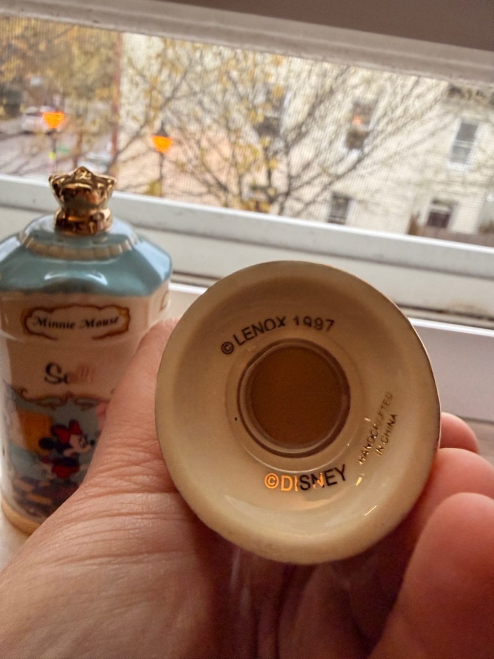 Lenox Minnie & Mickey Mouse Porcelain S&P Shaker in Light Blue, White & Gold